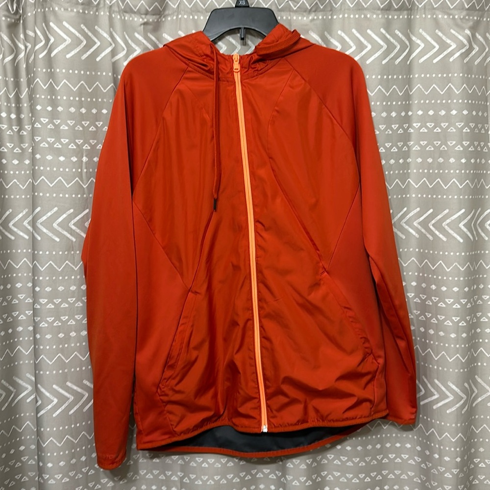 Mens loose fit Under Armour windbreaker jacket
